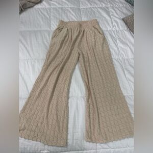 Beige See and Be Seen Textured Wide-Leg Pants size small NWOT